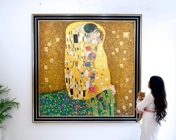 The Kiss – A Reimagined Gustav Klimt Masterpiece by Master Apollon | 200 x 200 cm Pintura Original en Venta 2025-02-04