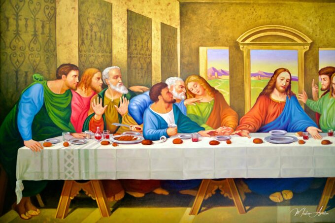 La Última Cena – Una reinterpretación de la obra maestra de Leonardo da Vinci por Master Apollon | 270 x 160 cm Pintura Original en Venta 2025-04-15 7