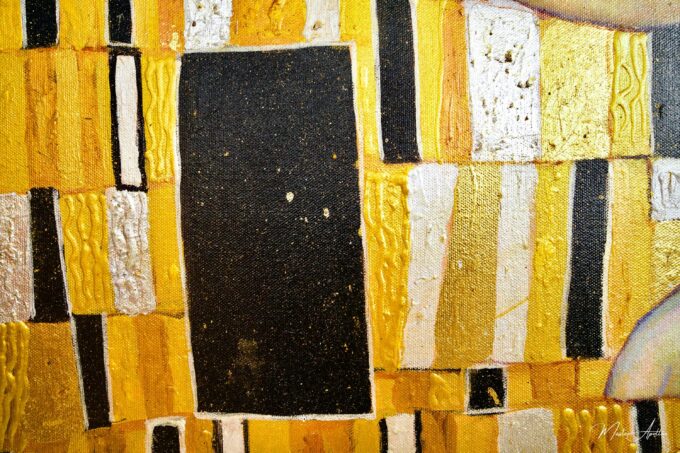 El Beso Reimaginado por Master Apollon | 200 x 200 cm Pintura Original en Venta 2025-03-15 14